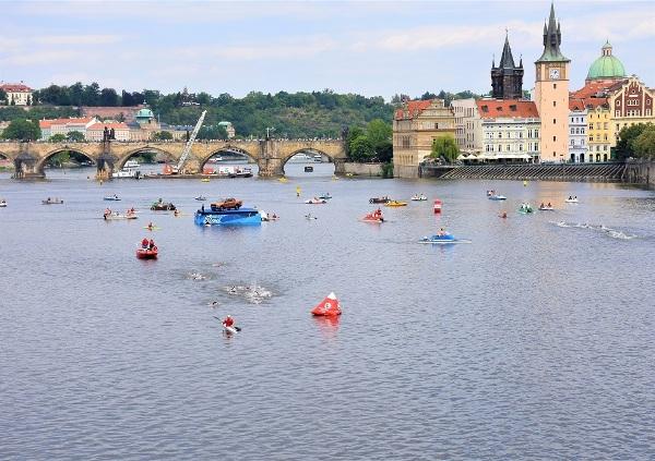 FORD CHALLENGE PRAGUE 2019 | Swimming Open Water Swimming CHALLENGE PRAGUE 2019, Open Water Swimming Prague, Czech Triathlon Photo, Challenge Prague Triathlon PHOTOS, www.swim.by, CHALLENGE PRAGUE FOTO, Open Water Swimming PHOTO, CHALLENGE PRAGUE TRIATHLON SWIMMING PHOTOS, Swim.by