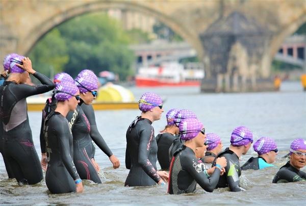 FORD CHALLENGE PRAGUE 2019 | Swimming Open Water Swimming CHALLENGE PRAGUE 2019, Open Water Swimming Prague, Czech Triathlon Photo, Challenge Prague Triathlon PHOTOS, www.swim.by, CHALLENGE PRAGUE FOTO, Open Water Swimming PHOTO, CHALLENGE PRAGUE TRIATHLON SWIMMING PHOTOS, Swim.by