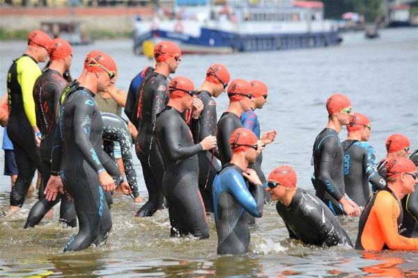 FORD CHALLENGE PRAGUE 2019 | Swimming Open Water Swimming CHALLENGE PRAGUE 2019, Open Water Swimming Prague, Czech Triathlon Photo, Challenge Prague Triathlon PHOTOS, www.swim.by, CHALLENGE PRAGUE FOTO, Open Water Swimming PHOTO, CHALLENGE PRAGUE TRIATHLON SWIMMING PHOTOS, Swim.by