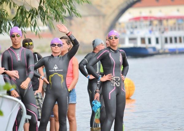 FORD CHALLENGE PRAGUE 2019 | Swimming Open Water Swimming CHALLENGE PRAGUE 2019, Open Water Swimming Prague, Czech Triathlon Photo, Challenge Prague Triathlon PHOTOS, www.swim.by, CHALLENGE PRAGUE FOTO, Open Water Swimming PHOTO, CHALLENGE PRAGUE TRIATHLON SWIMMING PHOTOS, Swim.by