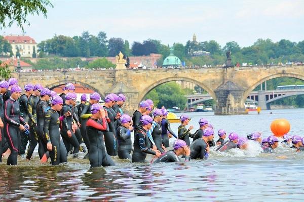 FORD CHALLENGE PRAGUE 2019 | Swimming Open Water Swimming CHALLENGE PRAGUE 2019, Open Water Swimming Prague, Czech Triathlon Photo, Challenge Prague Triathlon PHOTOS, www.swim.by, CHALLENGE PRAGUE FOTO, Open Water Swimming PHOTO, CHALLENGE PRAGUE TRIATHLON SWIMMING PHOTOS, Swim.by
