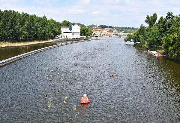 FORD CHALLENGE PRAGUE 2019 | Swimming Open Water Swimming CHALLENGE PRAGUE 2019, Open Water Swimming Prague, Czech Triathlon Photo, Challenge Prague Triathlon PHOTOS, www.swim.by, CHALLENGE PRAGUE FOTO, Open Water Swimming PHOTO, CHALLENGE PRAGUE TRIATHLON SWIMMING PHOTOS, Swim.by