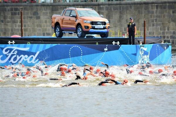 FORD CHALLENGE PRAGUE 2019 | Swimming Open Water Swimming CHALLENGE PRAGUE 2019, Open Water Swimming Prague, Czech Triathlon Photo, Challenge Prague Triathlon PHOTOS, www.swim.by, CHALLENGE PRAGUE FOTO, Open Water Swimming PHOTO, CHALLENGE PRAGUE TRIATHLON SWIMMING PHOTOS, Swim.by