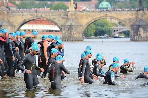 FORD CHALLENGE PRAGUE 2019 | Swimming Open Water Swimming CHALLENGE PRAGUE 2019, Open Water Swimming Prague, Czech Triathlon Photo, Challenge Prague Triathlon PHOTOS, www.swim.by, CHALLENGE PRAGUE FOTO, Open Water Swimming PHOTO, CHALLENGE PRAGUE TRIATHLON SWIMMING PHOTOS, Swim.by