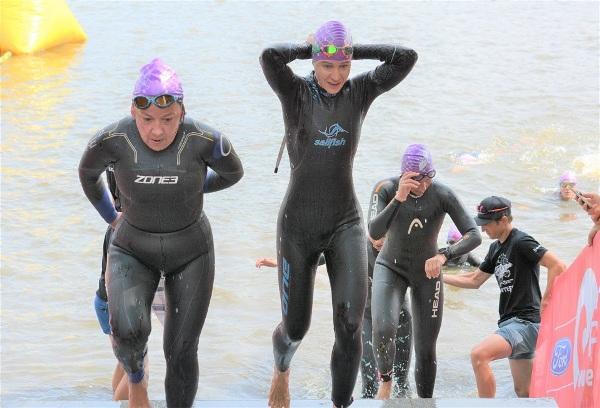 FORD CHALLENGE PRAGUE 2019 | Swimming Open Water Swimming CHALLENGE PRAGUE 2019, Open Water Swimming Prague, Czech Triathlon Photo, Challenge Prague Triathlon PHOTOS, www.swim.by, CHALLENGE PRAGUE FOTO, Open Water Swimming PHOTO, CHALLENGE PRAGUE TRIATHLON SWIMMING PHOTOS, Swim.by