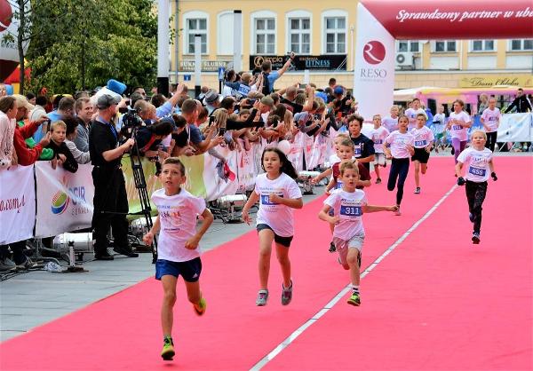 Suwałki Kids & Junior Run 2019 Suwałki Kids Junior Run 2019, Suwałki Bieg FOTO, RESO Suwałki Bieg Zdjęcia, www.running.by, Suwałki Bieg Photo, Suwalki Running FOTO, Suwałki Kids Run Foto Zdjęcia, Suwalki Junior Run Foto Zdjęcia, Swim.by
