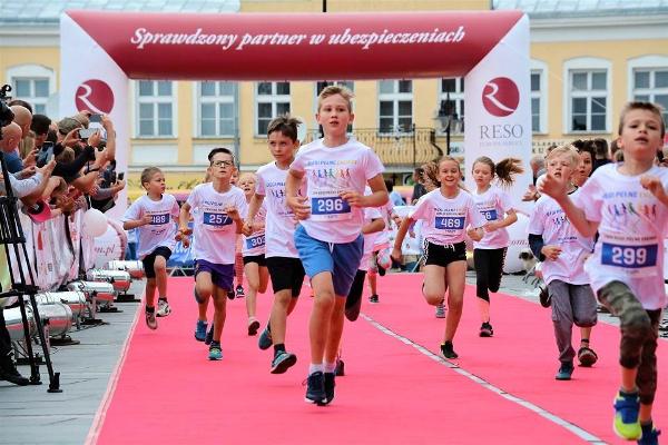 Suwałki Kids & Junior Run 2019 Suwałki Kids Junior Run 2019, Suwałki Bieg FOTO, RESO Suwałki Bieg Zdjęcia, www.running.by, Suwałki Bieg Photo, Suwalki Running FOTO, Suwałki Kids Run Foto Zdjęcia, Suwalki Junior Run Foto Zdjęcia, Swim.by