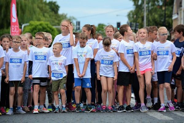 Suwałki Kids & Junior Run 2019 Suwałki Kids Junior Run 2019, Suwałki Bieg FOTO, RESO Suwałki Bieg Zdjęcia, www.running.by, Suwałki Bieg Photo, Suwalki Running FOTO, Suwałki Kids Run Foto Zdjęcia, Suwalki Junior Run Foto Zdjęcia, Swim.by