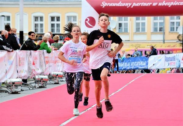 Suwałki Kids & Junior Run 2019 Suwałki Kids Junior Run 2019, Suwałki Bieg FOTO, RESO Suwałki Bieg Zdjęcia, www.running.by, Suwałki Bieg Photo, Suwalki Running FOTO, Suwałki Kids Run Foto Zdjęcia, Suwalki Junior Run Foto Zdjęcia, Swim.by