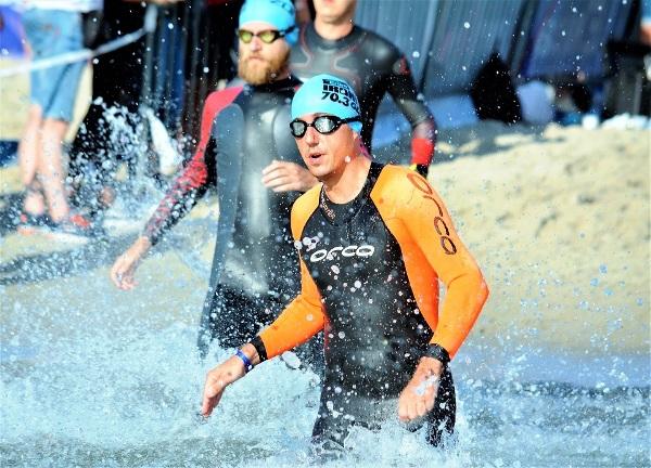 Triathlon IRONMAN 70.3 Gdynia 2019 - Swimming Triathlon IRONMAN 70.3 Gdynia 2019 Swimming Photo, IRONMAN Triathlon Gdynia 2019 Zdjęcia, IRONMAN Triathlon Gdynia 2019 Photos, Triathlon IRONMAN Swim Photo, www.swim.by, IRONMAN Triathlon Swimming Photo, IRONMAN Gdynia Triathlon Swimming Photo, Triathlon IRONMAN Gdynia Swimming PHOTO, Swim.by