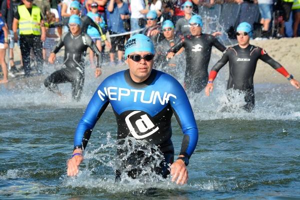 Triathlon IRONMAN 70.3 Gdynia 2019 - Swimming Triathlon IRONMAN 70.3 Gdynia 2019 Swimming Photo, IRONMAN Triathlon Gdynia 2019 Zdjęcia, IRONMAN Triathlon Gdynia 2019 Photos, Triathlon IRONMAN Swim Photo, www.swim.by, IRONMAN Triathlon Swimming Photo, IRONMAN Gdynia Triathlon Swimming Photo, Triathlon IRONMAN Gdynia Swimming PHOTO, Swim.by
