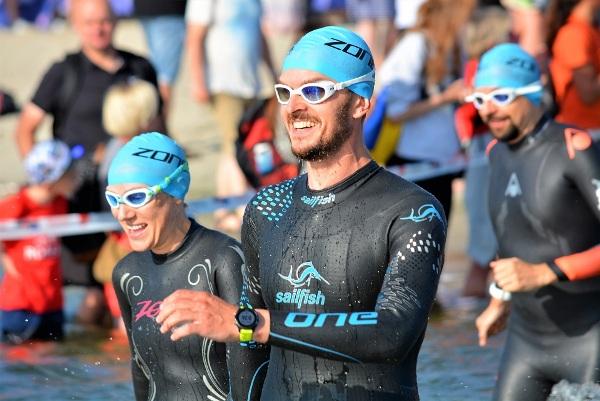 Triathlon IRONMAN 70.3 Gdynia 2019 - Swimming Triathlon IRONMAN 70.3 Gdynia 2019 Swimming Photo, IRONMAN Triathlon Gdynia 2019 Zdjęcia, IRONMAN Triathlon Gdynia 2019 Photos, Triathlon IRONMAN Swim Photo, www.swim.by, IRONMAN Triathlon Swimming Photo, IRONMAN Gdynia Triathlon Swimming Photo, Triathlon IRONMAN Gdynia Swimming PHOTO, Swim.by