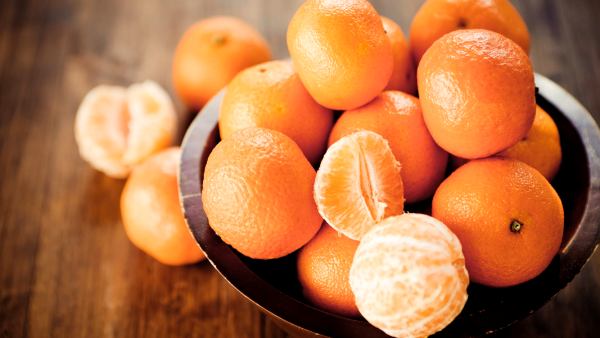 Fruit and Vegetable Market in Dubai, https://swim.by, Central Market in Dubai, Andrzej Waszkewicz Youtube Channel, Fruit and Vegetable Market Dubai Videos