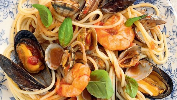 Soul Kitchen Gibraltar, Seafood Gibraltar, Pasta with Seafood in Gibraltar, https://swim.by, Gibraltar cuisine, Andrzej Waszkewicz Gibraltar, Food in Gibraltar, Gibraltar Kitchen, Gibraltar Soul Kitchen