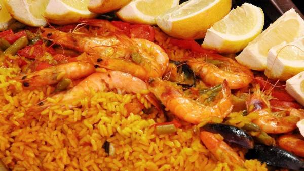 Torrevieja Street Food, https://swim.by, Street Food in Torrevieja, Andrzej Waszkewicz Torrevieja Food Videos, Andrzej Waszkewicz Filmmaking